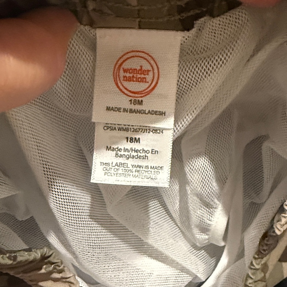 Camouflage Baby Swim Shorts with Neon Drawstring. Size 18 months new with tags - Picture 3 of 3